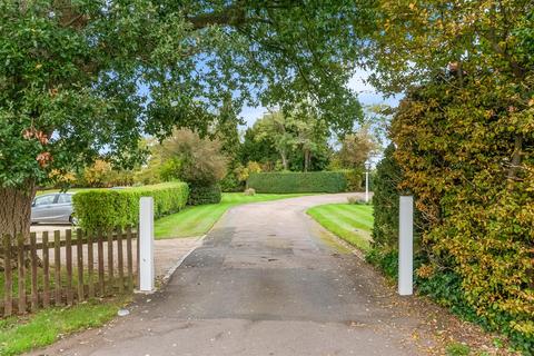 undefined, Staple Hill, Wellesbourne
