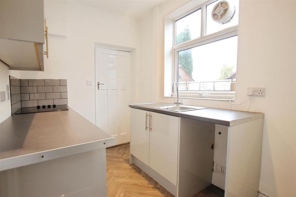 Fitted kitchen