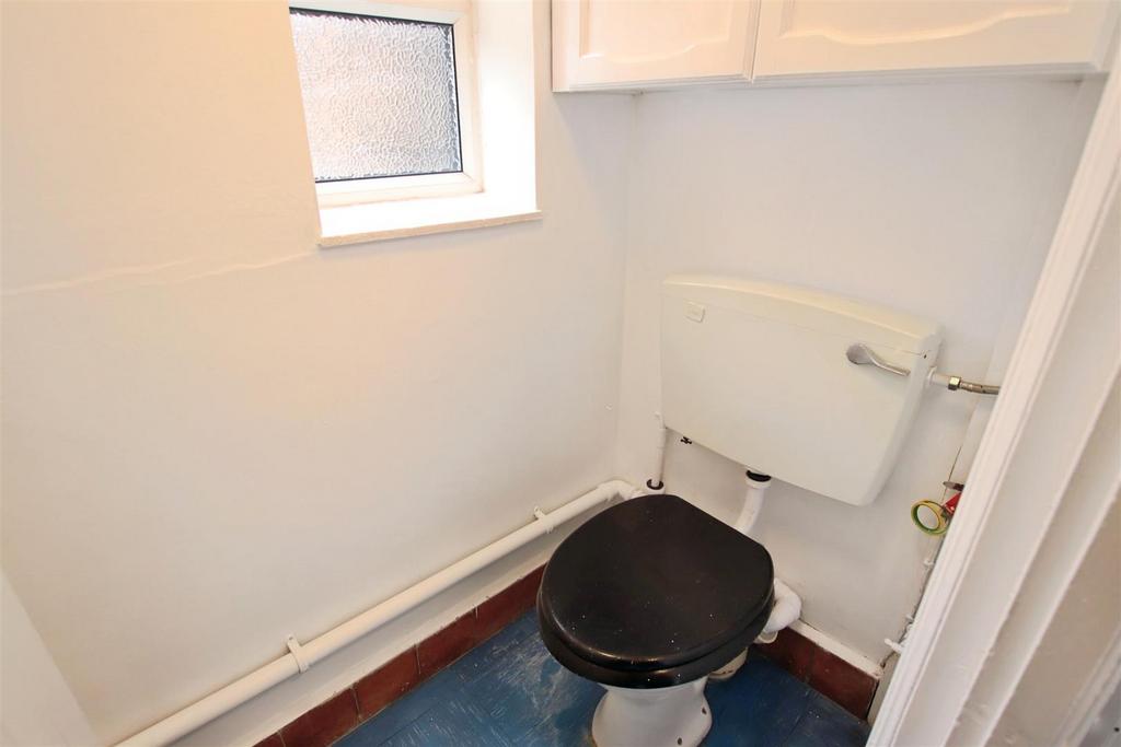 Ground floor wc