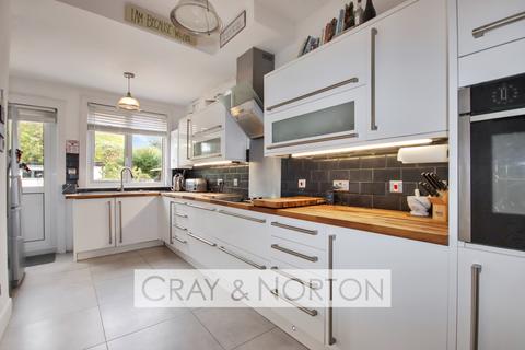 3 bedroom terraced house for sale, Bingham Road, Addiscombe, CR0