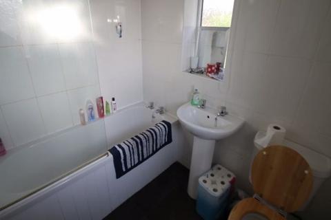 undefined, Foxcroft Mount, Leeds LS6