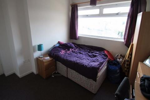 undefined, Foxcroft Mount, Leeds LS6