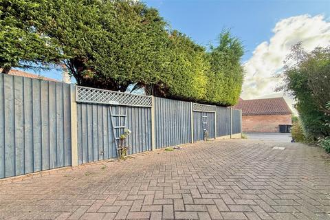 3 bedroom detached house for sale, Main Street, Foston, Grantham