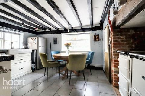 3 bedroom detached house for sale, Berkley Street, Eynesbury
