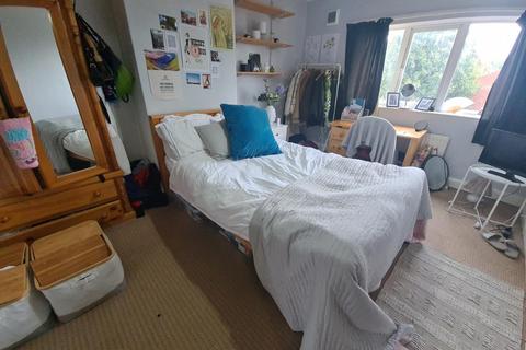 5 bedroom house to rent, Newport View, Leeds LS6
