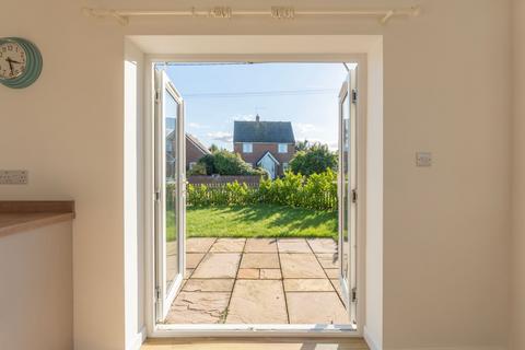 4 bedroom terraced bungalow for sale, Ringsfield Road, Beccles