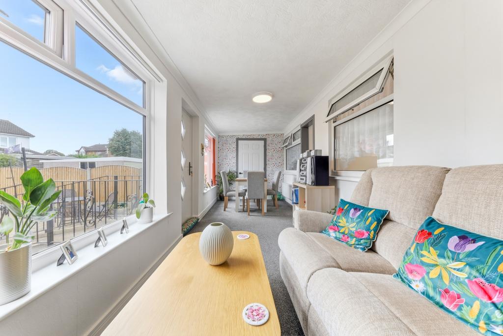 The Bungalows - Ewe Move Pontefract - Sunroom 3