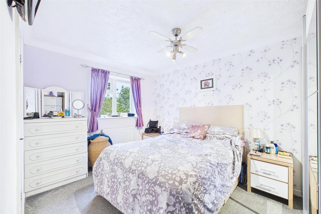 Bedroom 2.jpg