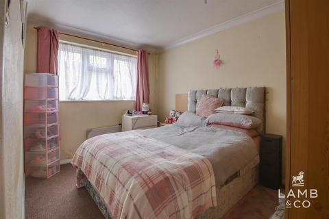 undefined, Raycliff Avenue, Essex CO15