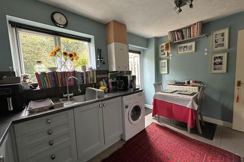 undefined, Lingfield Close, Chippenham