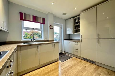 3 bedroom detached house for sale, St. James Mews, Billericay CM12