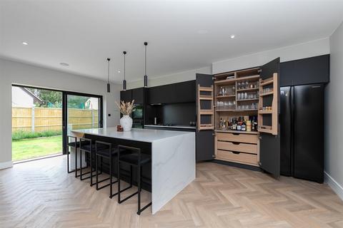 undefined, The Meads, Bricket Wood, St. Albans