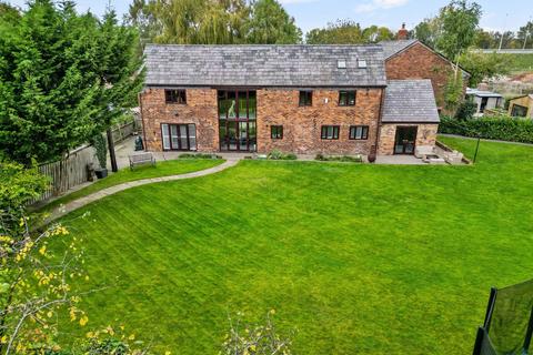undefined, Keckwick Lane, Daresbury, WA4