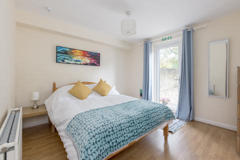 2 bedroom ground floor flat for sale, 9/2 South Fort Street, Trinity, Edinburgh, EH6 4DL