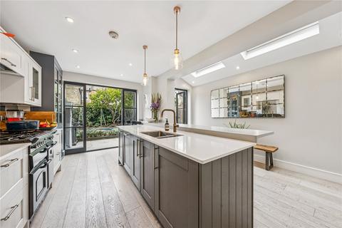 5 bedroom house for sale, Dault Road, SW18