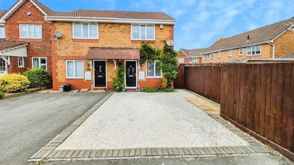 44 Coopers Drive front shot c.jpg