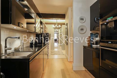 1 bedroom apartment to rent, Wapping High Street, Olivers Wharf E1W