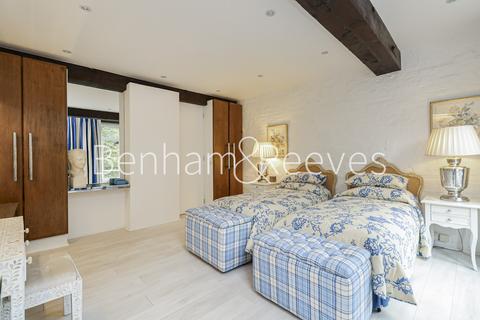 1 bedroom apartment to rent, Wapping High Street, Olivers Wharf E1W