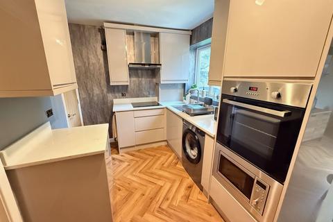 4 bedroom detached house for sale, Oakdale Close, Halifax HX3