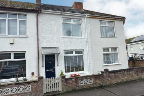 3 bedroom terraced house for sale, Norwich Road, Lowestoft, Suffolk, NR32