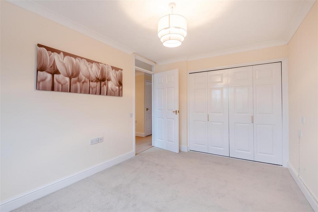 8667436-interior20.jpg