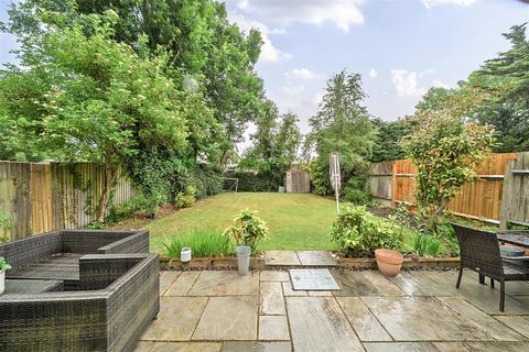 4 bedroom house for sale, Cavendish Crescent, Elstree WD6