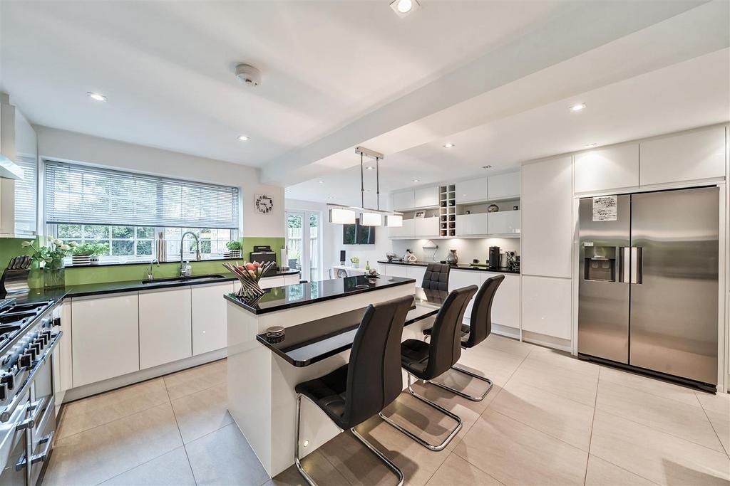 Kitchen/Diner/Morning Room: