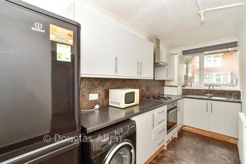 2 bedroom ground floor flat for sale, Landseer Avenue, Manor Park, London