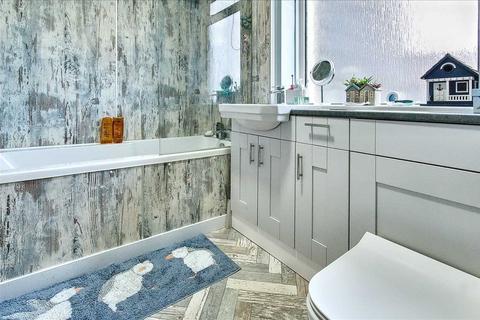 2 bedroom apartment for sale, 35 Kent Row, Llanion Park