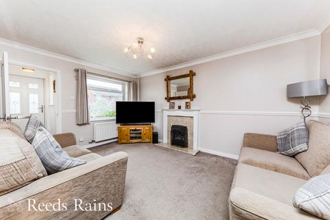 3 bedroom semi-detached house for sale, Thistleton Close, Cheshire SK11