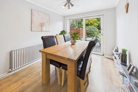 3 bedroom semi-detached house for sale, Churchill Drive, Ruddington, Nottingham