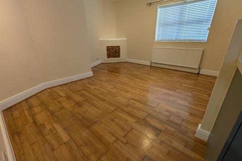 1 bedroom flat to rent, High Street, Combe Martin, Ilfracombe, EX34