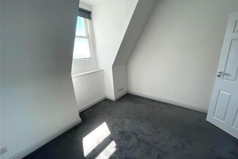 1 bedroom flat to rent, Kings Road, Brighton, East Sussex