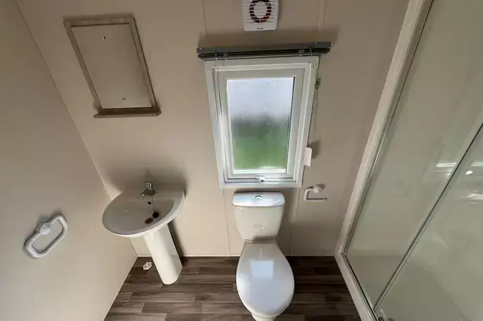 Delta Hailsham 2023 Car0061379 102864338