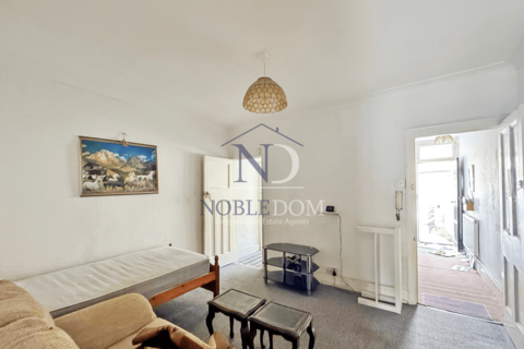 undefined, Bristow Road, Hounslow, TW3