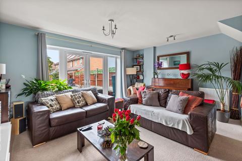undefined, Waterfall Crescent, Crawley RH11