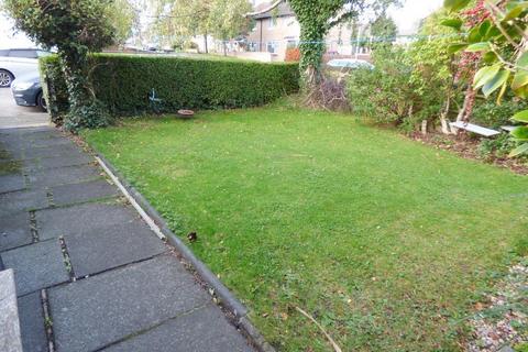 undefined, Westmoreland Mount, Leeds LS13