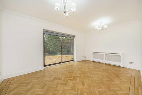 undefined, Coombe Lane West, Kingston Upon Thames KT2
