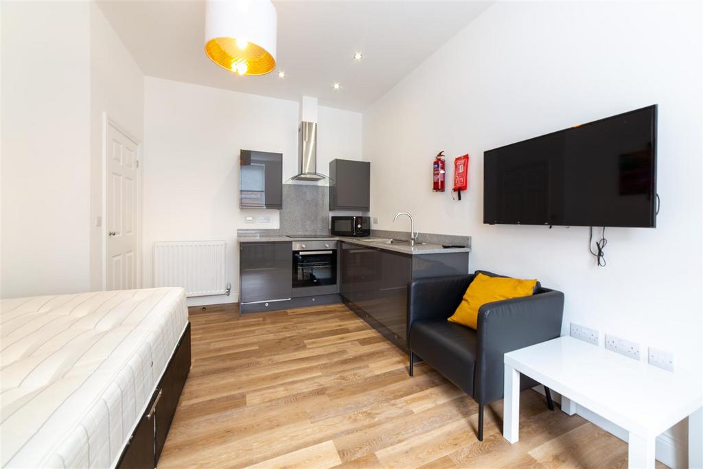 Apartment in Newcastle upon Tyne, Haymarket - View 3