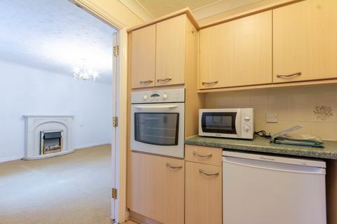 1 bedroom flat for sale, Sutton Court, Beech Street, Bingley, West Yorkshire, BD16