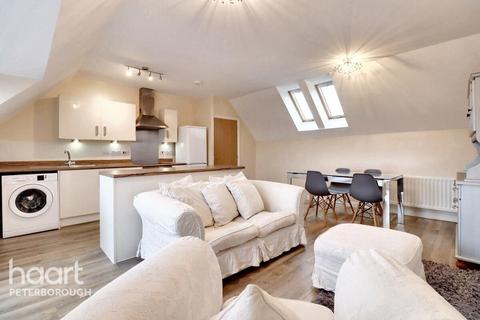 undefined, Manor Drive, Gunthorpe