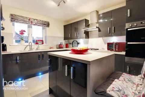 undefined, Manor Drive, Gunthorpe