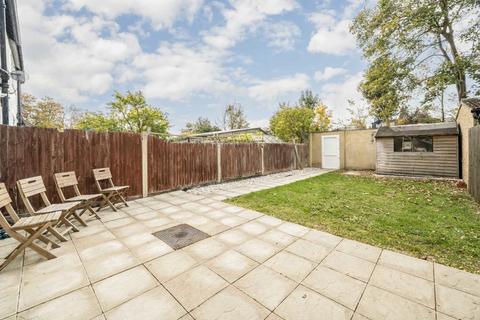 undefined, Hervey Close, London N3