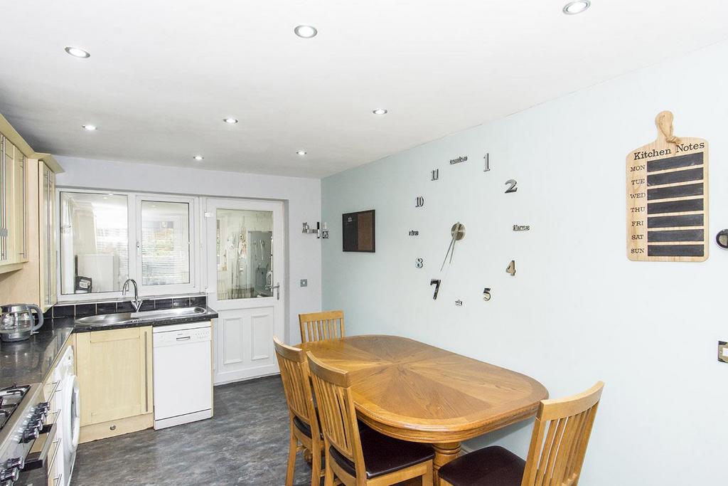 Breakfast Kitchen (Photo Two)