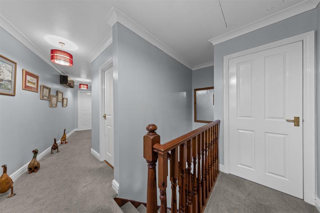 19 Lissel Rd Web39.jpg