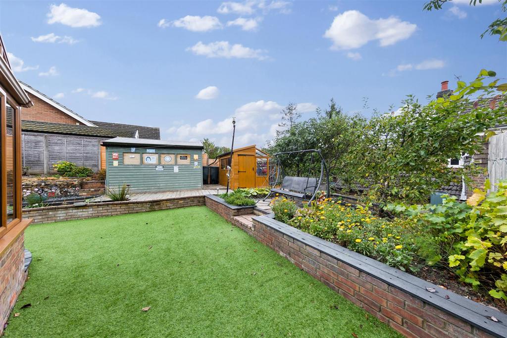 19 Lissel Rd Web10.jpg