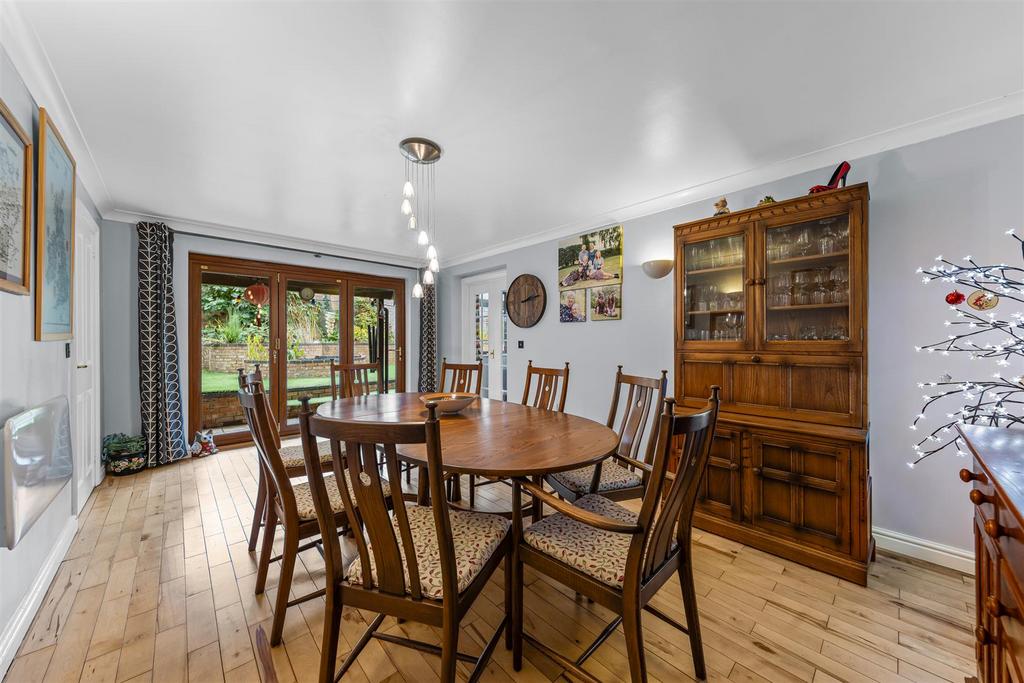 19 Lissel Rd Web31.jpg