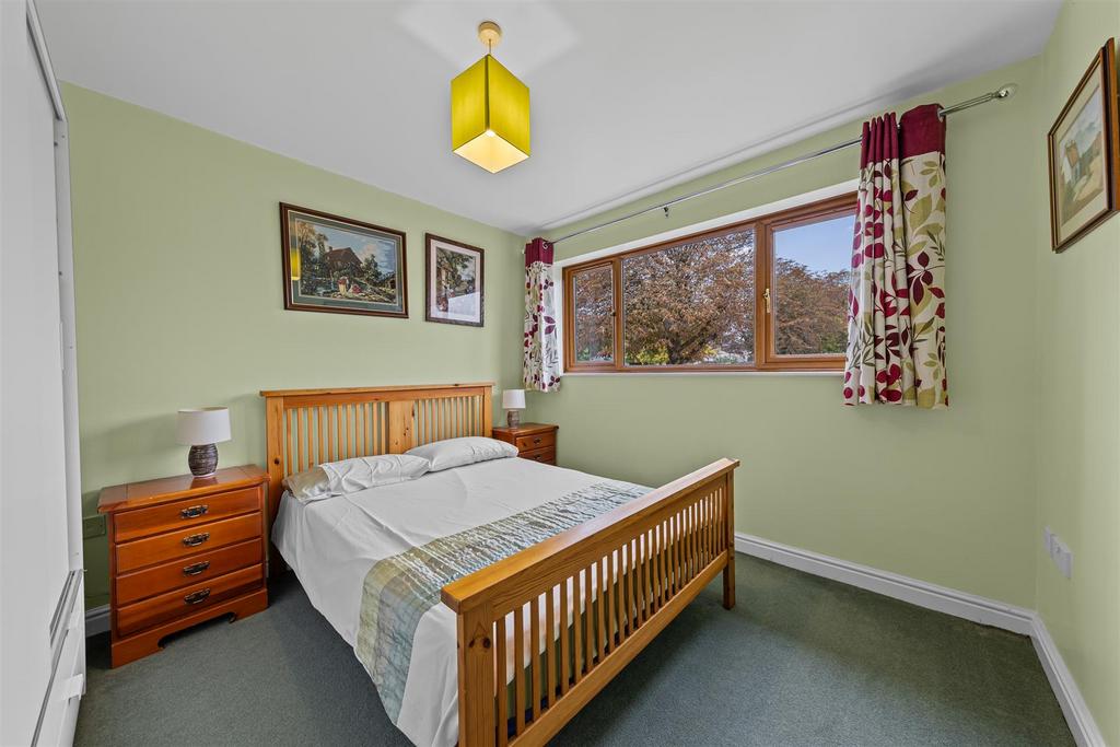 19 Lissel Rd Web41.jpg