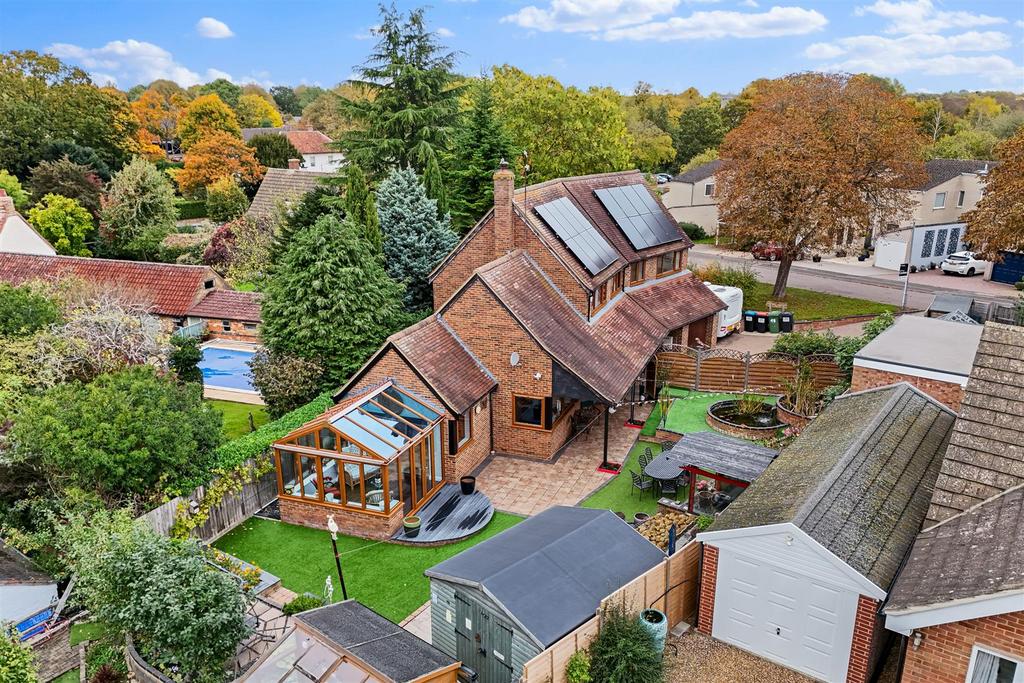 19 Lissel Rd Web21.jpg