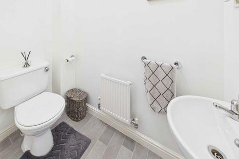 undefined, Lake View, Pontefract, WF8